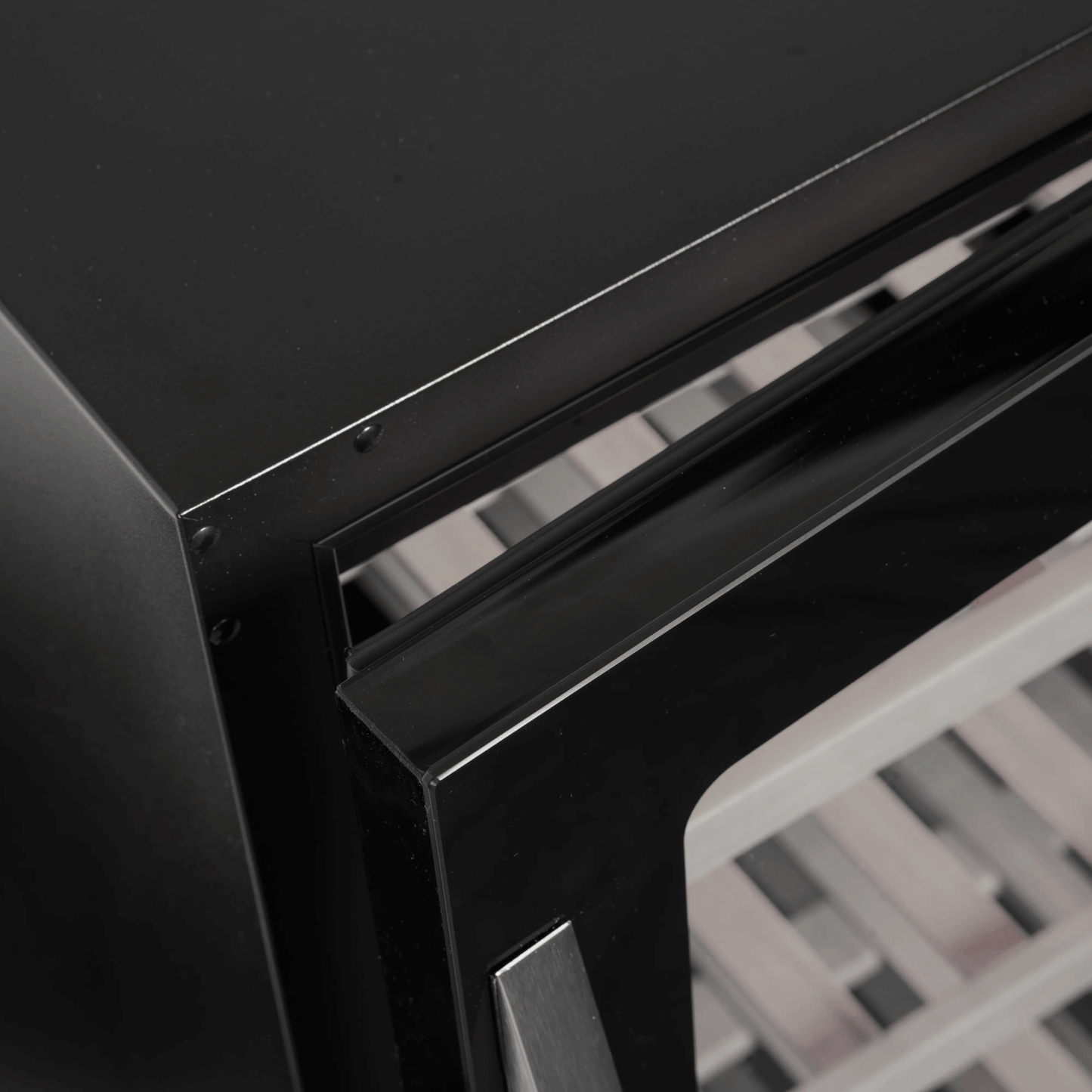 Tefcold TFW300-2F - Close Up View Of Corners